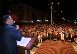Şehitlere saygı